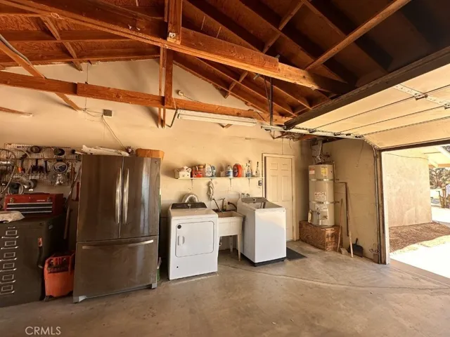 6963 Lennox, Yucca Valley, California 92284