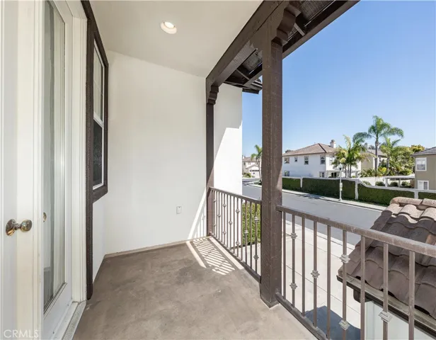 18571 Amalia Lane, Huntington Beach, California 92648