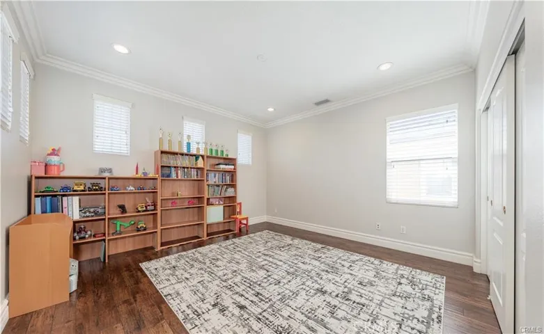 18571 Amalia Lane, Huntington Beach, California 92648