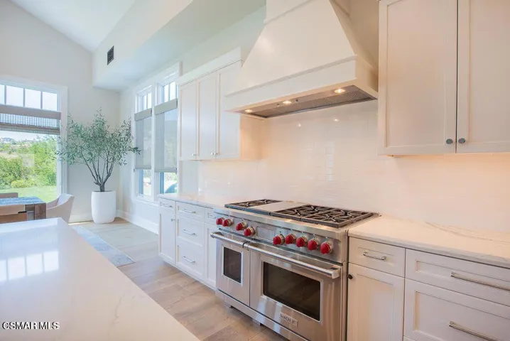 2696 Calbourne p.12