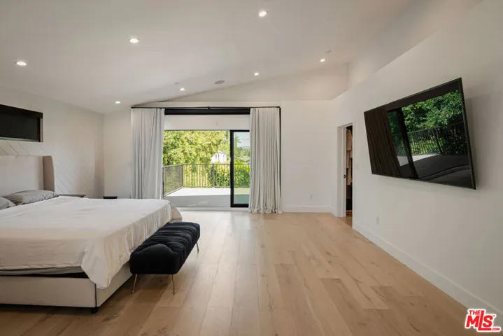 16740 Otsego Street, Los Angeles, California 91436
