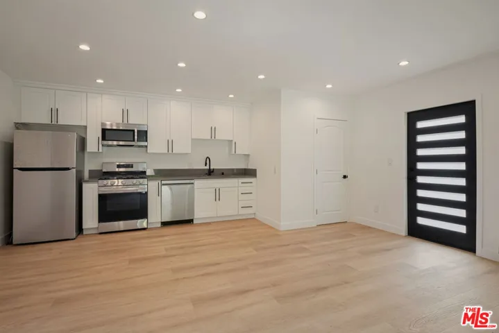 16740 Otsego Street, Los Angeles, California 91436