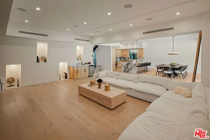 16740 Otsego Street, Los Angeles, California 91436