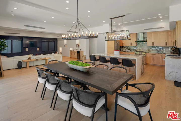 16740 Otsego Street, Los Angeles, California 91436