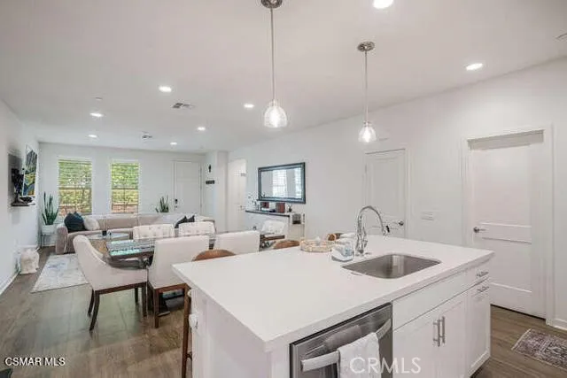 110 Red Brick 5, Simi Valley, California 93065