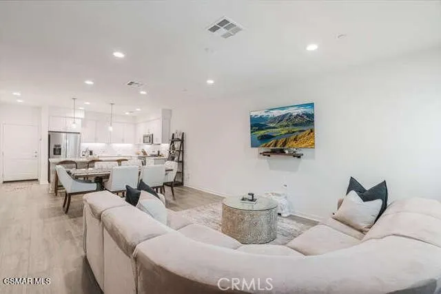 110 Red Brick 5, Simi Valley, California 93065