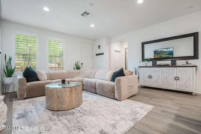 110 Red Brick 5, Simi Valley, California 93065