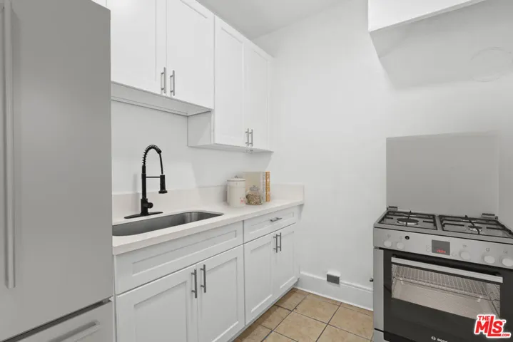 1344 W 4th Street, Los Angeles, California 90017