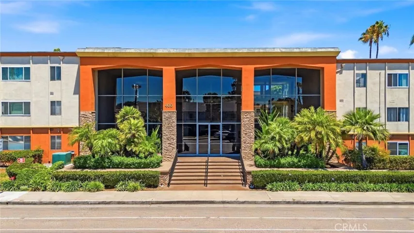 400 N Acacia C32, Fullerton, California 92831