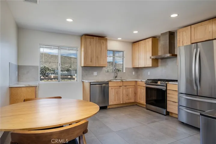 7412 Deer Trail 4, Yucca Valley, California 92284