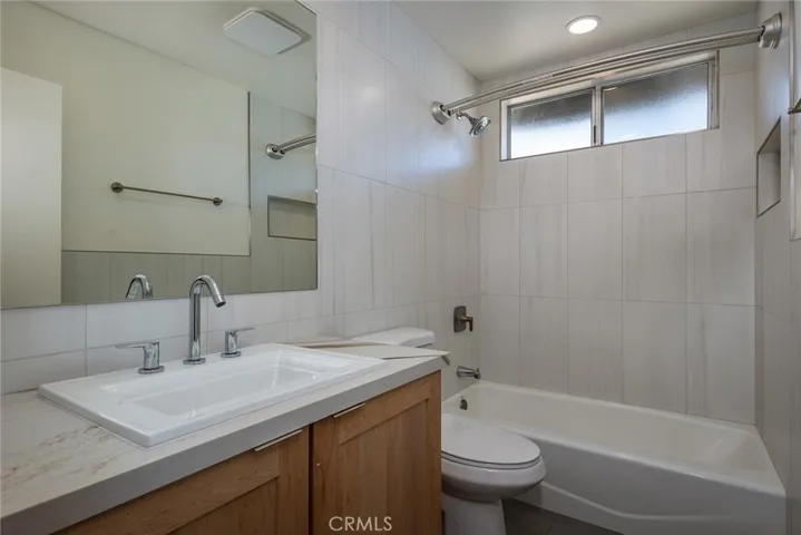 7412 Deer Trail 4, Yucca Valley, California 92284