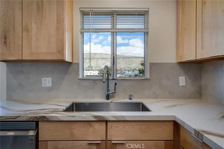 7412 Deer Trail 4, Yucca Valley, California 92284