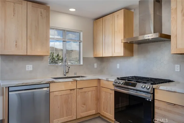 7412 Deer Trail 4, Yucca Valley, California 92284