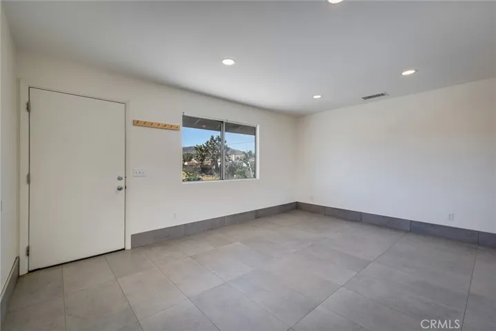 7412 Deer Trail 4, Yucca Valley, California 92284