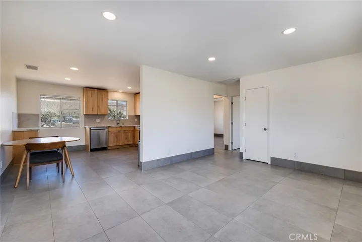 7412 Deer Trail 4, Yucca Valley, California 92284
