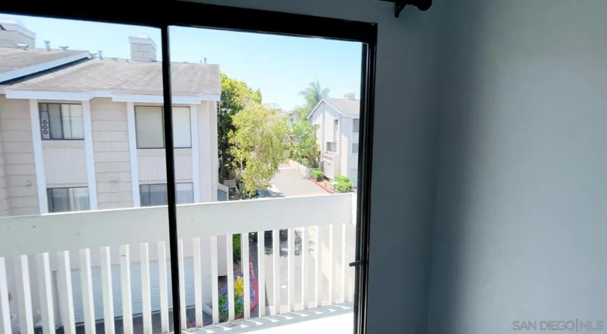 4022 Mahaila C, San Diego, California 92122