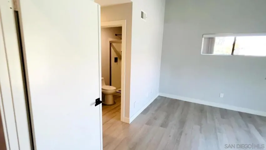 4022 Mahaila C, San Diego, California 92122