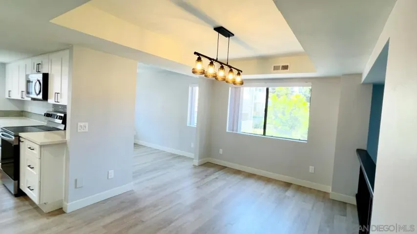 4022 Mahaila C, San Diego, California 92122