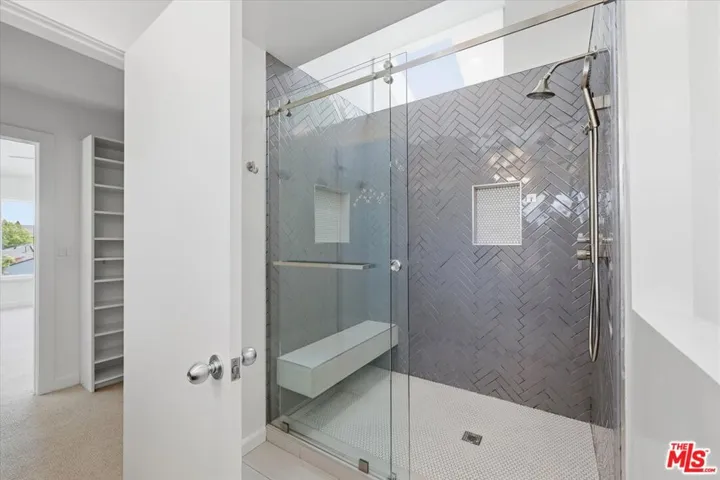4164 Le Bourget Avenue, Culver City, California 90232