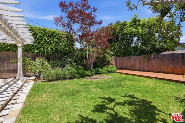 4164 Le Bourget Avenue, Culver City, California 90232