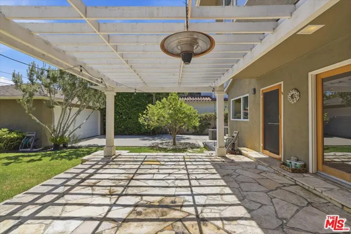 4164 Le Bourget Avenue, Culver City, California 90232
