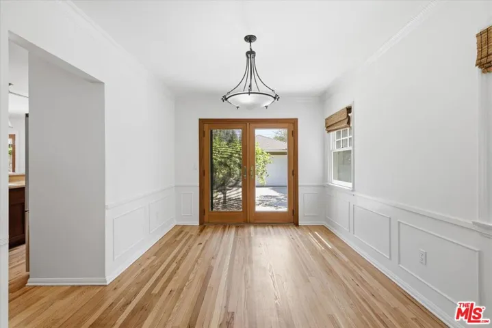 4164 Le Bourget Avenue, Culver City, California 90232