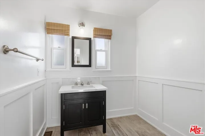 4164 Le Bourget Avenue, Culver City, California 90232