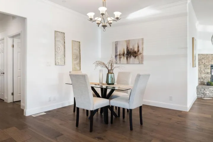 3521 Coffey Lane, Santa Rosa, California 95403
