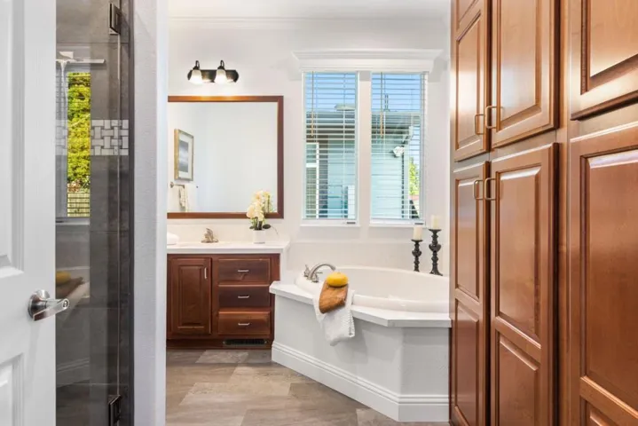 3521 Coffey Lane, Santa Rosa, California 95403