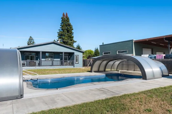 3521 Coffey Lane, Santa Rosa, California 95403