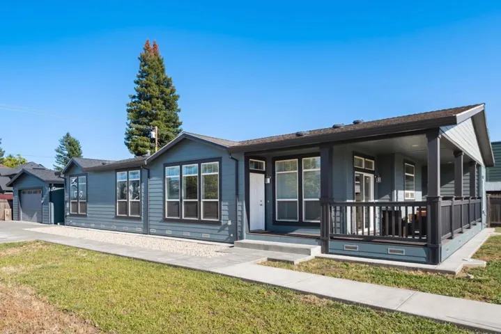 3521 Coffey Lane, Santa Rosa, California 95403