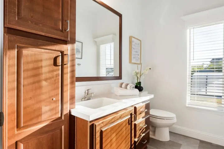 3521 Coffey Lane, Santa Rosa, California 95403
