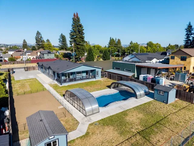 3521 Coffey Lane, Santa Rosa, California 95403