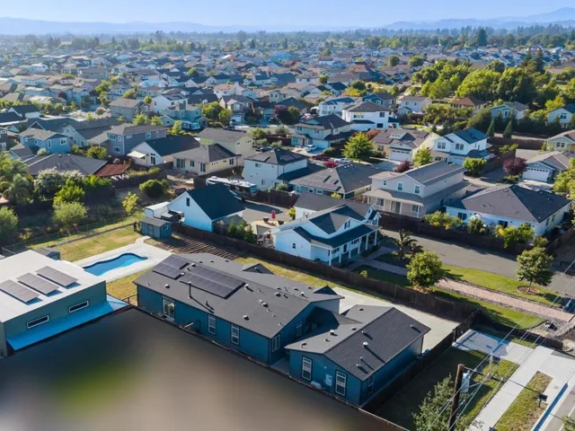 3521 Coffey Lane, Santa Rosa, California 95403