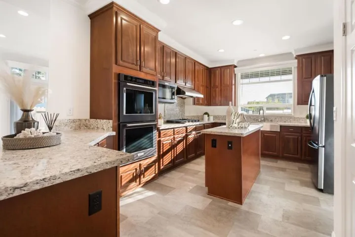 3521 Coffey Lane, Santa Rosa, California 95403