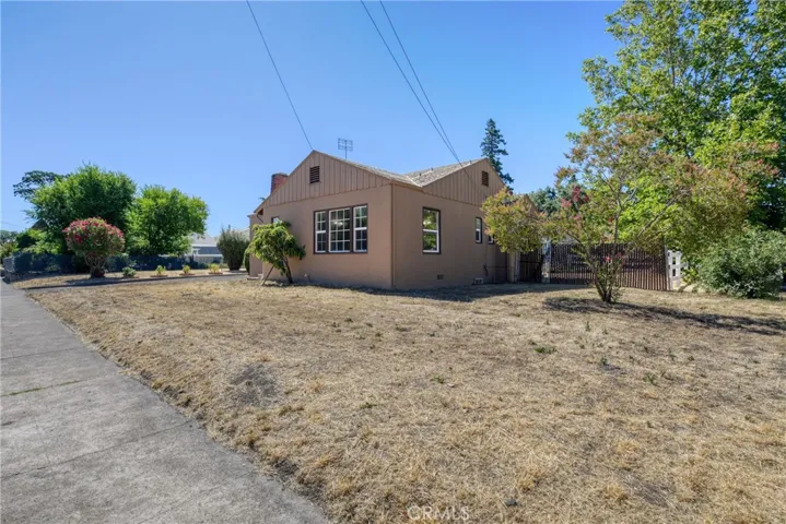 295 Clearlake Avenue, Lakeport, California 95453