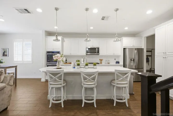 35473 Marabella Ct, Winchester, California 92596