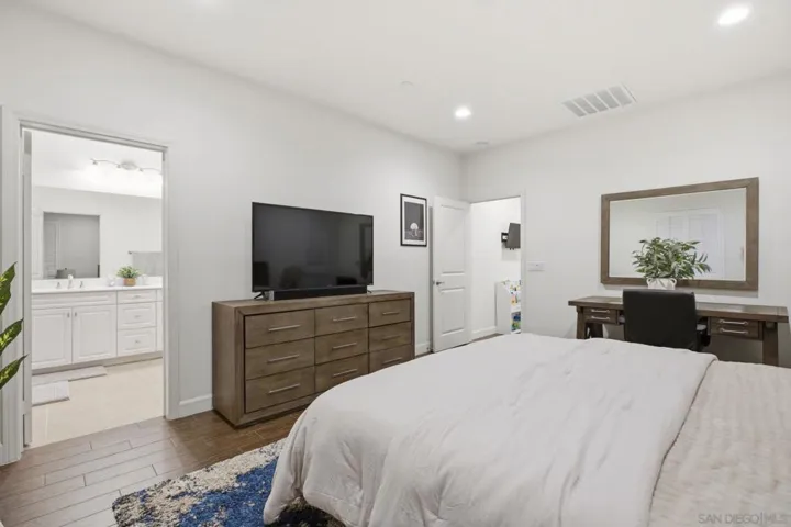 35473 Marabella Ct, Winchester, California 92596