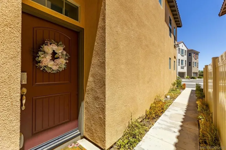 35473 Marabella Ct, Winchester, California 92596