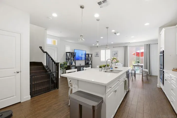 35473 Marabella Ct, Winchester, California 92596