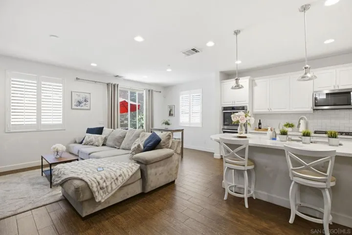 35473 Marabella Ct, Winchester, California 92596