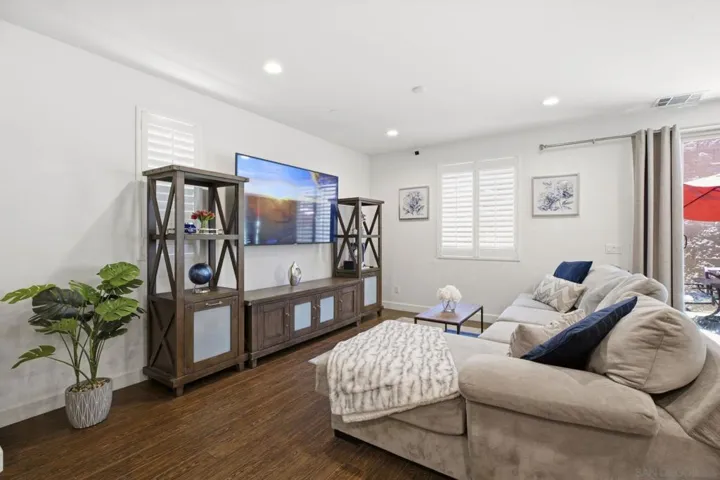35473 Marabella Ct, Winchester, California 92596