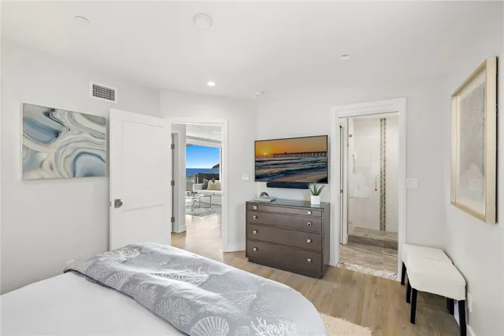 166 Fairview, Laguna Beach, California 92651