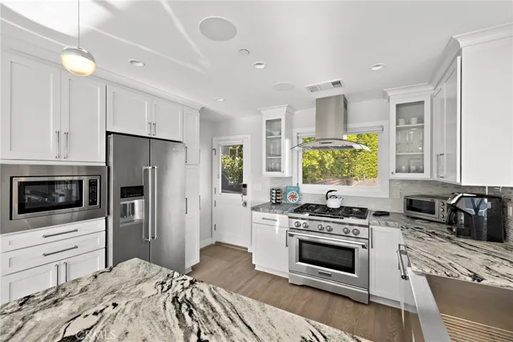 166 Fairview, Laguna Beach, California 92651