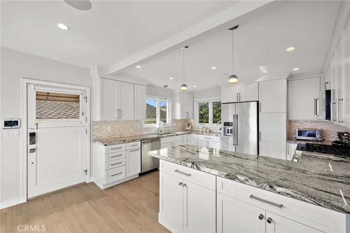 166 Fairview, Laguna Beach, California 92651