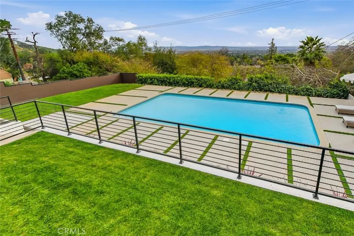 1764 E Loma Alta, Altadena, California 91001