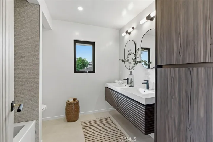 1764 E Loma Alta, Altadena, California 91001