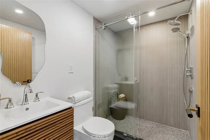 1764 E Loma Alta, Altadena, California 91001