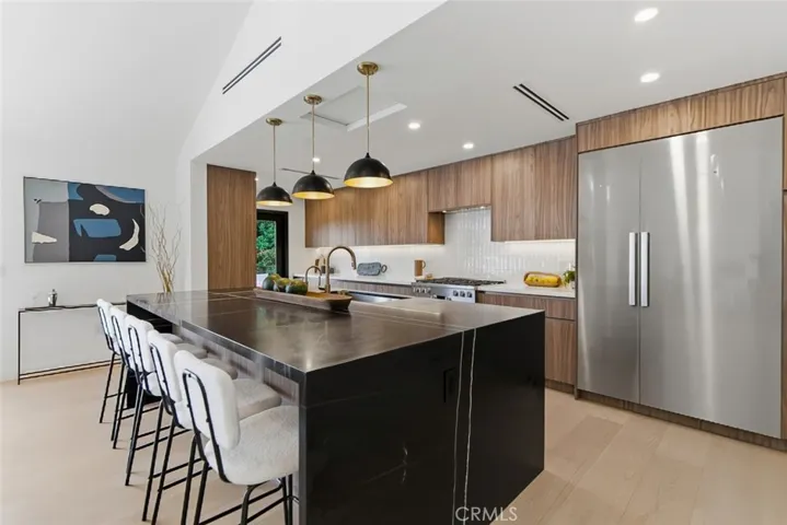 1764 E Loma Alta, Altadena, California 91001
