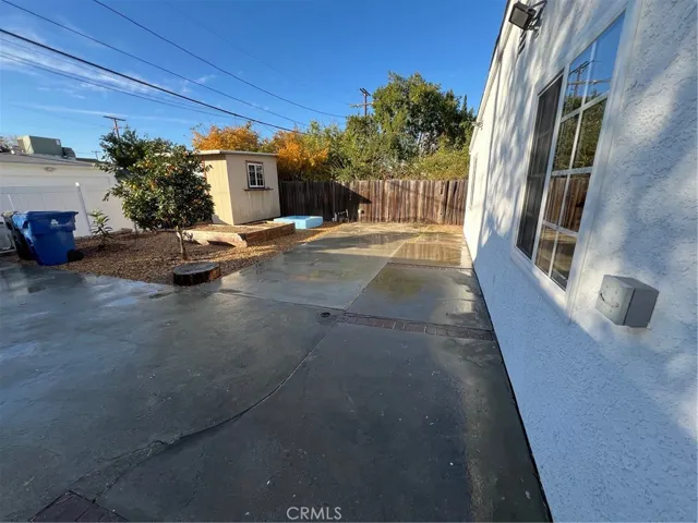 6653 Quakertown, Winnetka, California 91306
